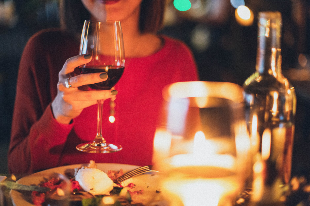 The Cabo San Lucas Getaway Honeymoon Guide 1 Dinner cruise