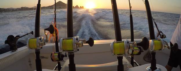 Helpful Deep-Sea Fishing Tips for Beginners 2 A deep-sea fishing yacht in Cabo San Lucas.